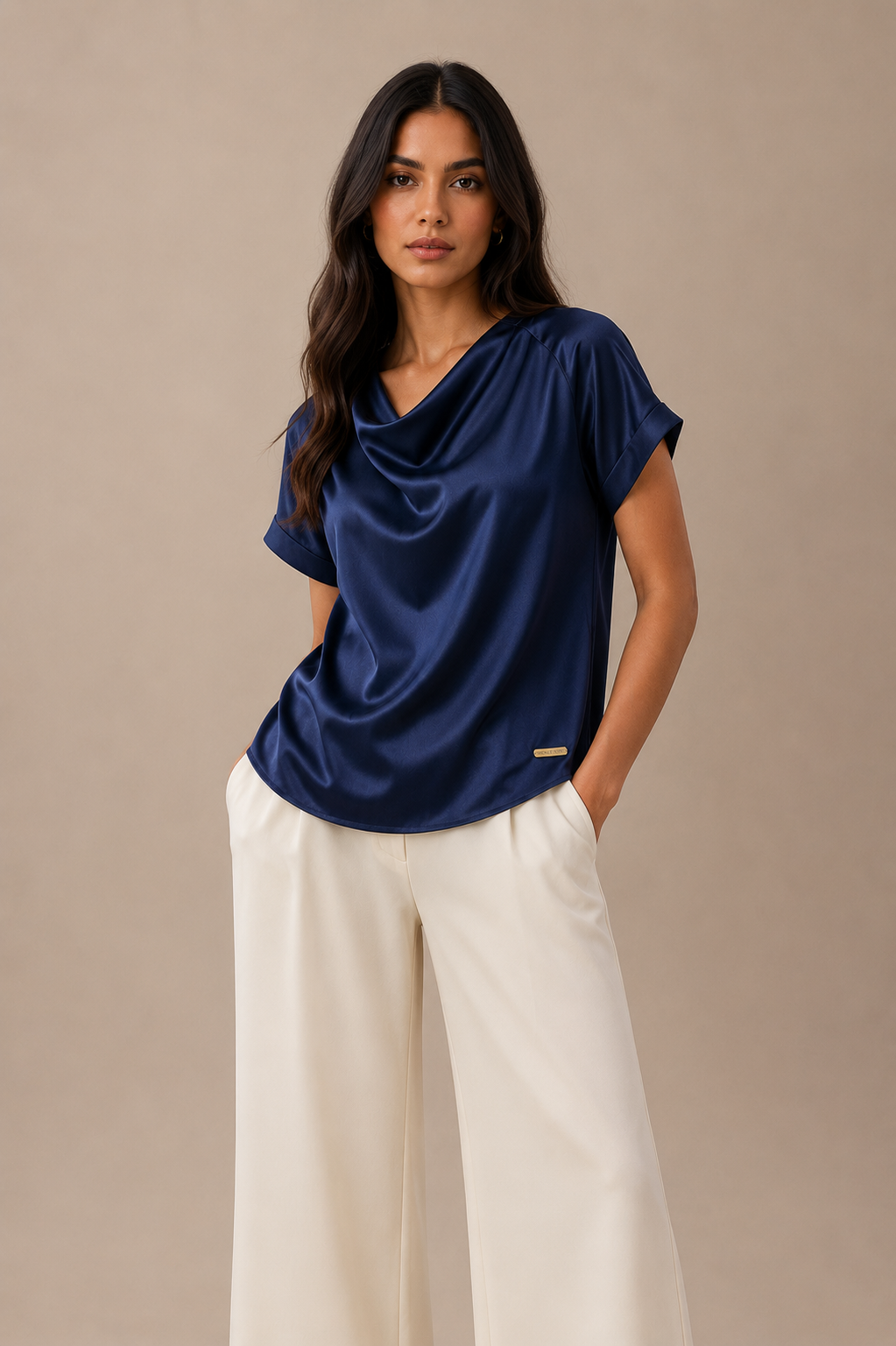 Avenue Noir Signature Blouse